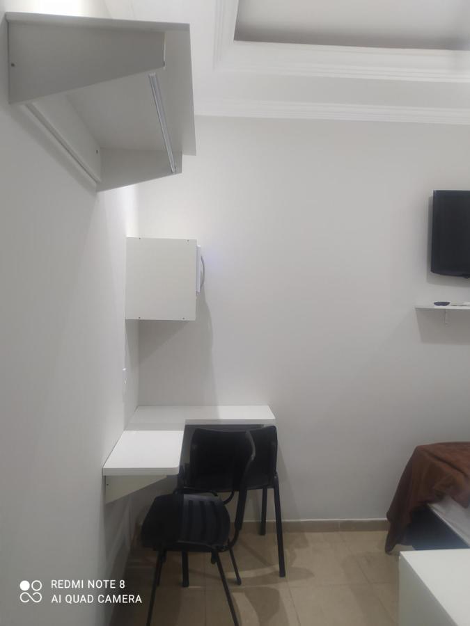 Pousada Quarto Casal Com Ar,Frigobar, Garagem Апаресіда Екстер'єр фото
